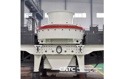 Sand making machine